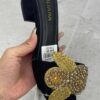 Good Outing slippers