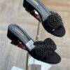 Good Outing slippers