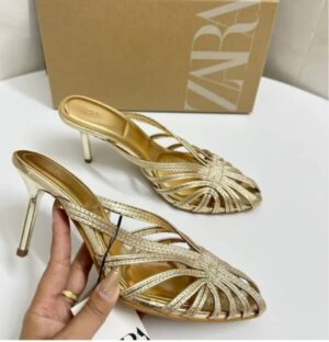 Classic women shoes